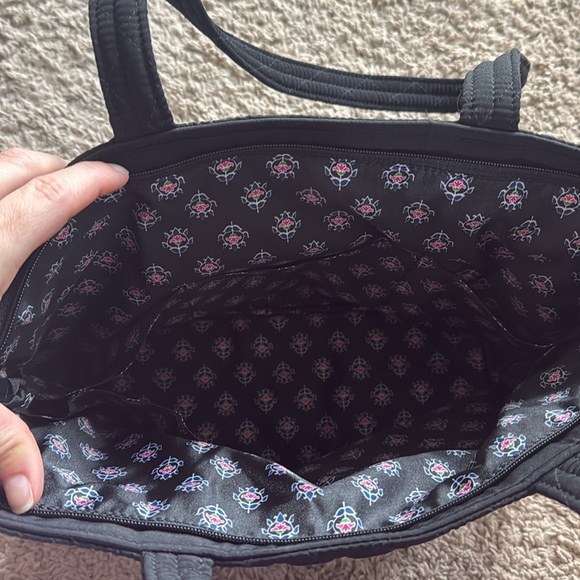 Mandy - Picture 7 of 7